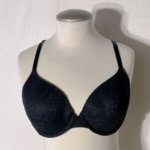 Victoria’s Secret PINK Black Animal Print Wear Everywhere T Shirt Bra 34D